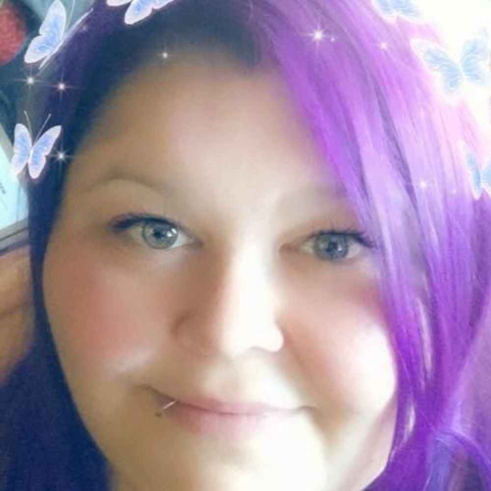 Meet your Posher, Monica